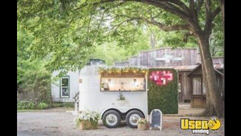 Beautiful Vintage 1986 W-W 2-Horse Trailer Concession Conversion for Sale in Texas