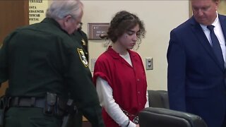 Woman accused of stabbing mother pleads no contest