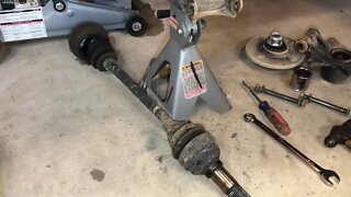 How to replace a CV axle in Yamaha Rhino