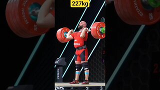 Arremesso de 227kg de Ruslan Nurudinov