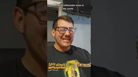 English man Grabs random snake in Arizona