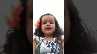 FILMEI ESCONDIDO SEM MEUS PAIS SABEREM #viral #tiktok #rir #casamento #festa #shorts