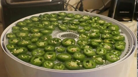 Dehydrating jalapeno peppers - EveryBody Loves My Spice Mix