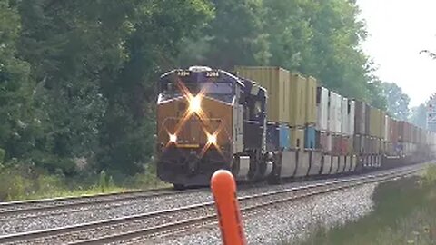CSX I135 Intermodal Train From Sterling, Ohio August 13, 2022