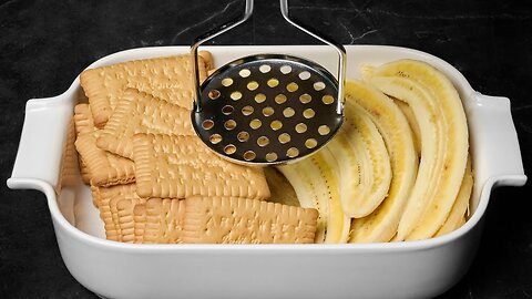Whisk banana with cookies! You'll be amazed! Delicious dessert in 5 minutes without baking