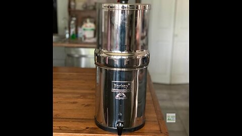 Travel Berkey Gravity-Fed Water Filter with 2 Black Berkey Purification Elements