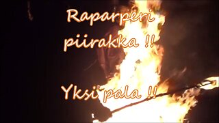 Raparperipiirakka! Yksi pala!!