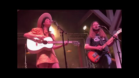 Nikki Lane w/Brent Cobb - Fishin’ In The Dark (Nitty Gritty Dirt Band cover) The Burl 8/23/21 Lex,KY