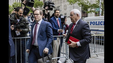 Menendez arrives at courthouse for jury selection in his corruption trial