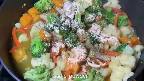 Cooking Healthy Vegetables in Vegetable Broth Without Oil or Butter