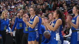 Notre Dame holds off Menominee to advance to Division 2 title game