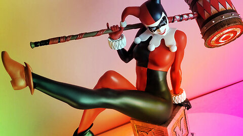 Harley Quinn Statue - Tweeterhead