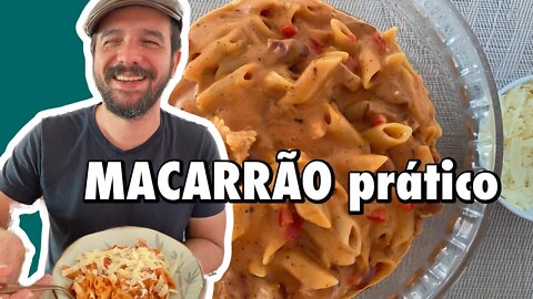 Macarrão cozido no próprio molho