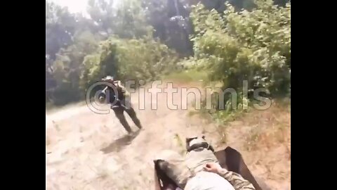 Ukrainian SF were transporting Russian POWs, but they get ambushed by Russian special forces.