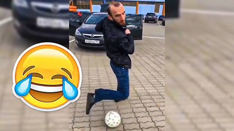 BEST SOCCER FOOTBALL VINES & TIKTOK'S 🤣 FAILS, SKILLS, GOALS