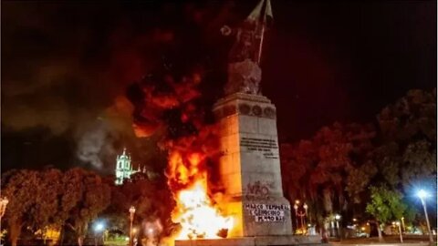 Descobrimento em chamas: Estátua de Pedro Álvares Cabral é incendiada no Rio de Janeiro