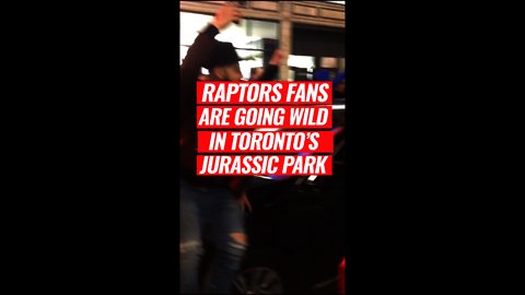 Raptors fans go wild In Toronto's Jurassic Park
