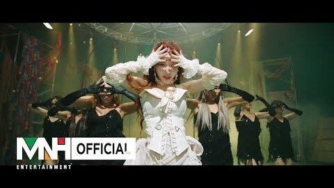 CHUNG HA - PLAY ft. ChangMo M/V