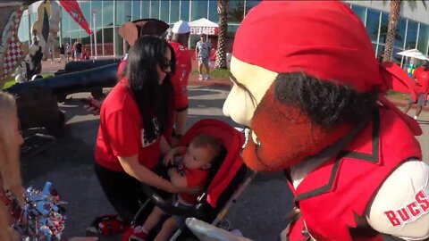 Fans enjoy day one of Buccaneers training camp