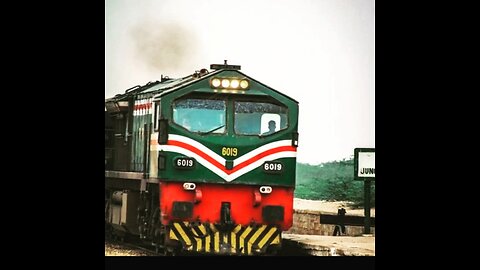 World Famous Trains Pakistan Railway Best Train Service