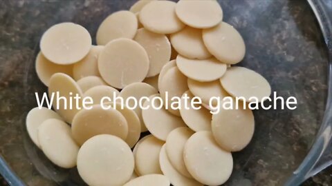 How to make white chocolate ganache. Quick and easy for cake filling and decorating!