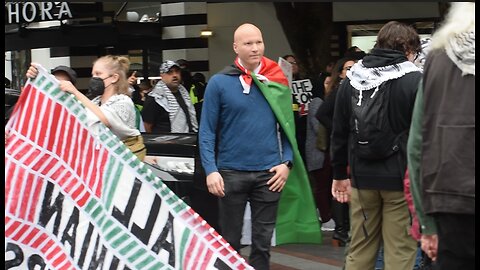 Hamas/Palestinian Protesters go after Street Preacher/Journalists filming them - Westlake Seattle