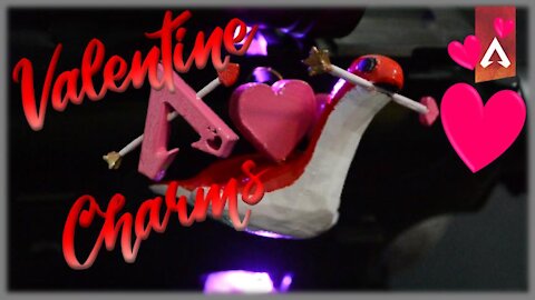 I Made Valentine Apex and Nessy Charms (Apex Legends)