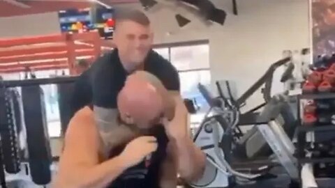 Dustin Poirier chokes out 400lb giant worlds strongest man Brian Shaw