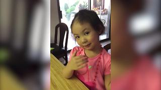 A Little Girl Admits Тo Cutting Her Hair By Herself