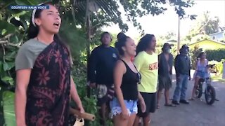 Hawaii residents protest Colorado organization staying in Kauai, accuses group of being a cult