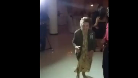 Energetic 87-Year-Old Has The Time Of Her Life Dancing At A Wedding