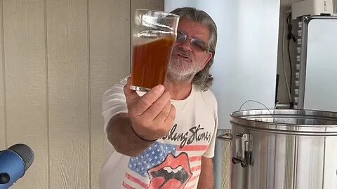 DuWayne Reed Making A Brown Ale Beer