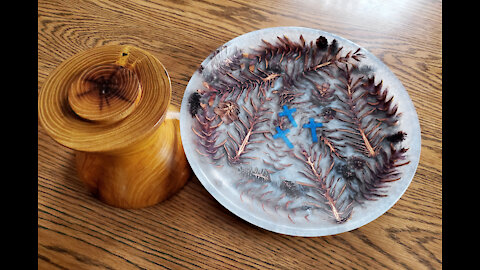 Woodturning Pine Cone & Resin with Oak base for Jen's Birthday...