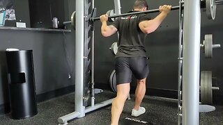 Smith Machine Stationary Curtsy Lunges