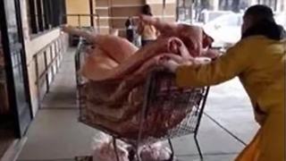 Health Dept. investigating improper handling of raw meat at supermarket