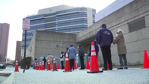 Mass vaccination site opens at M&T Bank Stadium