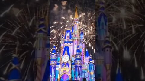 BEST Fireworks! Disney's ENCHANTMENT at Magic Kingdom