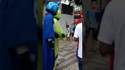 DANÇARINOS SUPER NINJAS DA CARRETA DA ALEGRIA FURACÃO, DANÇANDO FOFÃO, O MÁSKARA, BEN10 E PATATI