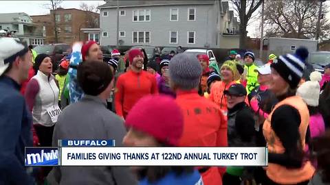 14,000 runners come out for annual Turkey Trot