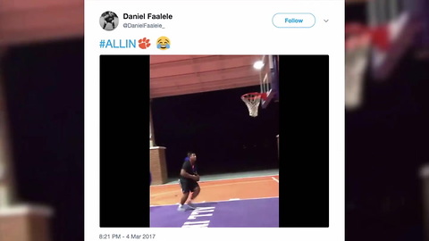 6' 8", 395-pound High Schooler Can Dunk A Basketball