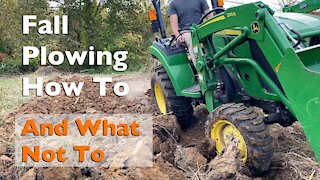 Fall Plowing John Deere 2032R | Can you catch the mistake?