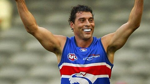 Ex-AFL star Paul Dimattina in intensive care after reaction to Covid booster shot