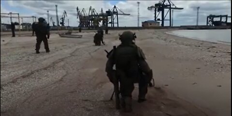 RUSSIAN ARMY-Demining the coast in Mariupol with the help of the Uran-6 robotic demining complex.