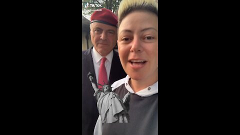 Curtis Sliwa for mayor meets Melissa Vitelli