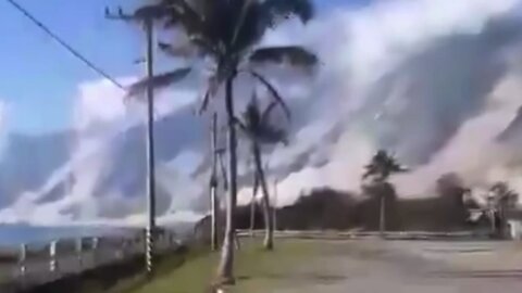🚨 INSANE FOOTAGE 🚨 MAJOR Tsunami Formation Caught on Camera ⚠️ Japan Taiwan WARNING ⚠️