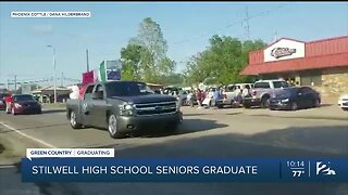 Stilwell High School gives graduates a memorable drive-thru ceremony