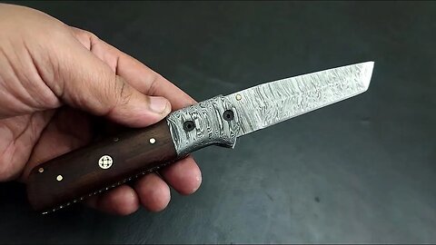 Folding Knife Pocket Knife Hand Forged Damascus Steel Tanto Folder Knife Liner Lock Walnut Handle