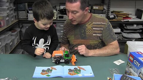 Lego 60083 Snowplow Truck Timelapse Build & Review