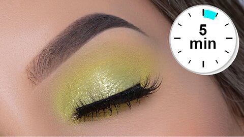 5 MINUTE EASY Green Sparkly Eye Makeup Tutorial