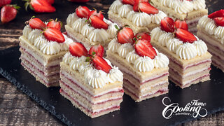 Strawberry Lemon Layer Cake